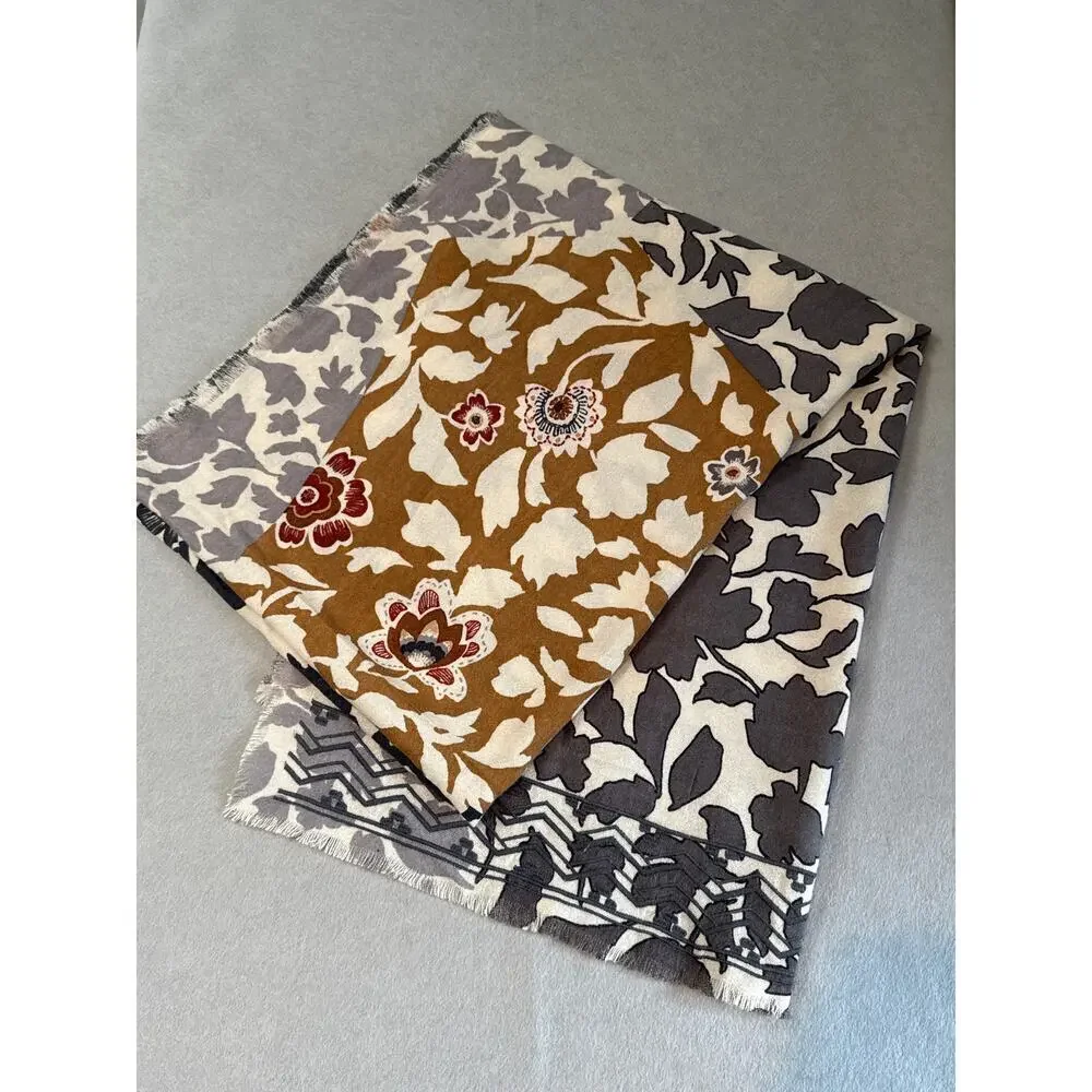 Women’s Vintage Floral Patterned Small Fringe Scarf